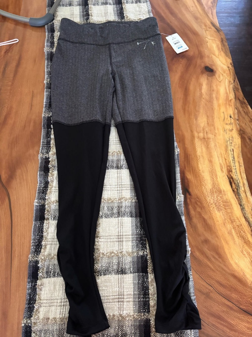 Danskin Now Gray & Black Colorblock Workout Leggings